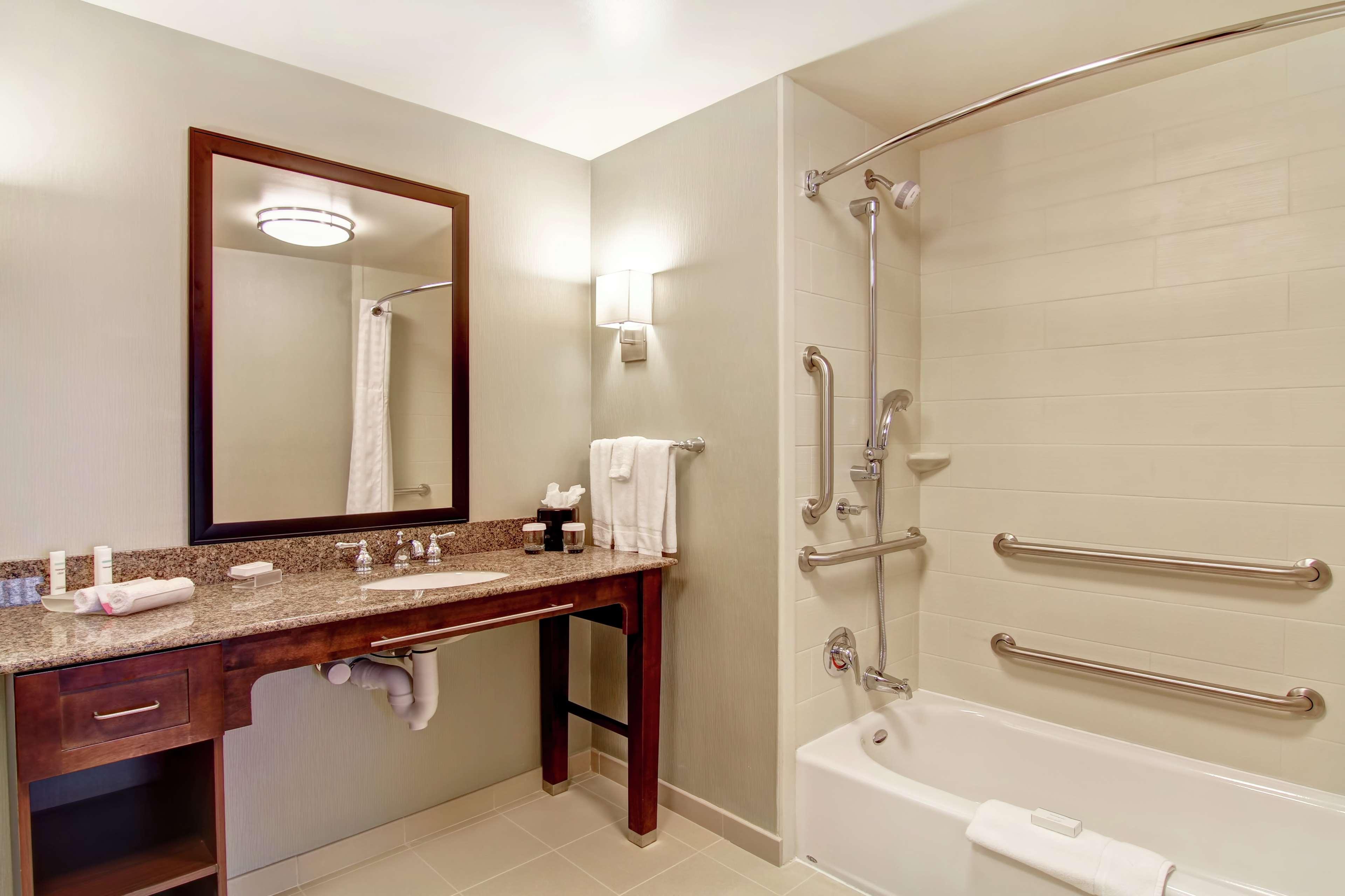 Homewood Suites By Hilton Woodbridge Luaran gambar